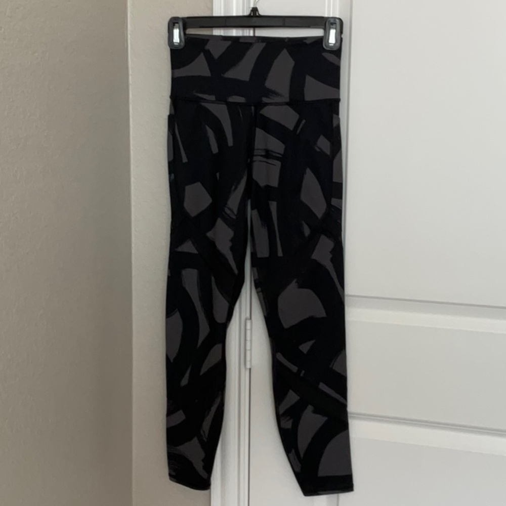 Athleta Tenacity 7/8 Tight